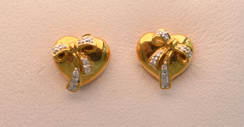 Drop Earrings for Festival Style -18k yellow gold, heart-shaped post  earrings with diamond bows.