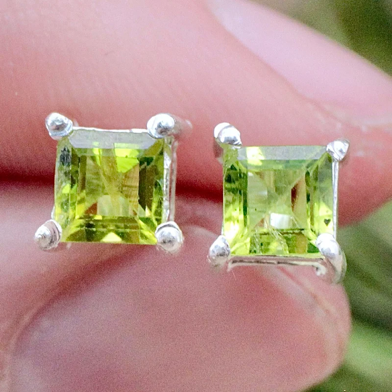 Star Shaped Stud Earrings for Charm -Peridot Princess Stud Earrings - Faceted - Sterling Silver