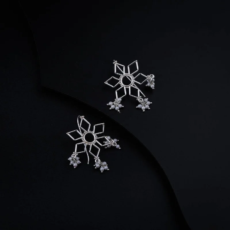 Retro Drop Earrings for Nostalgia -Snowflake Silver Earring with tiny Pearls