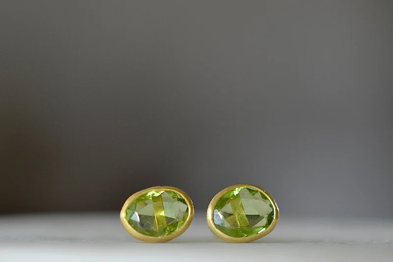 Elegant necklaces and pendants with gold chains for a chic, timeless appearance-Peridot Classic Studs