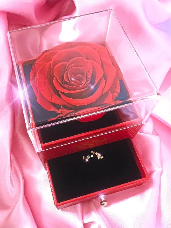 Beautiful necklaces and pendants with natural stones for an earthy, organic vibe-Red Rose Jewelry Box