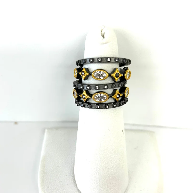 Rings with gothic-inspired skull motif details -Set Of 5 Black & Gold CZ Rings