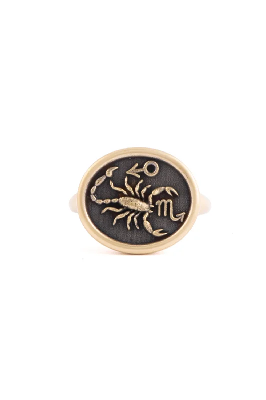 Rings with vintage claw prongs for elegance -Scorpio Zodiac Ring