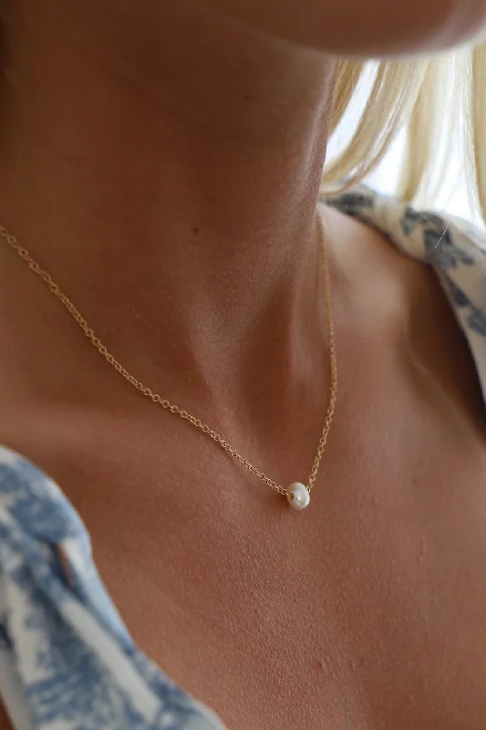 Necklaces and pendants with engraved messages for a deeply personal, sentimental gift-THE PEARL COVE NECKLACE